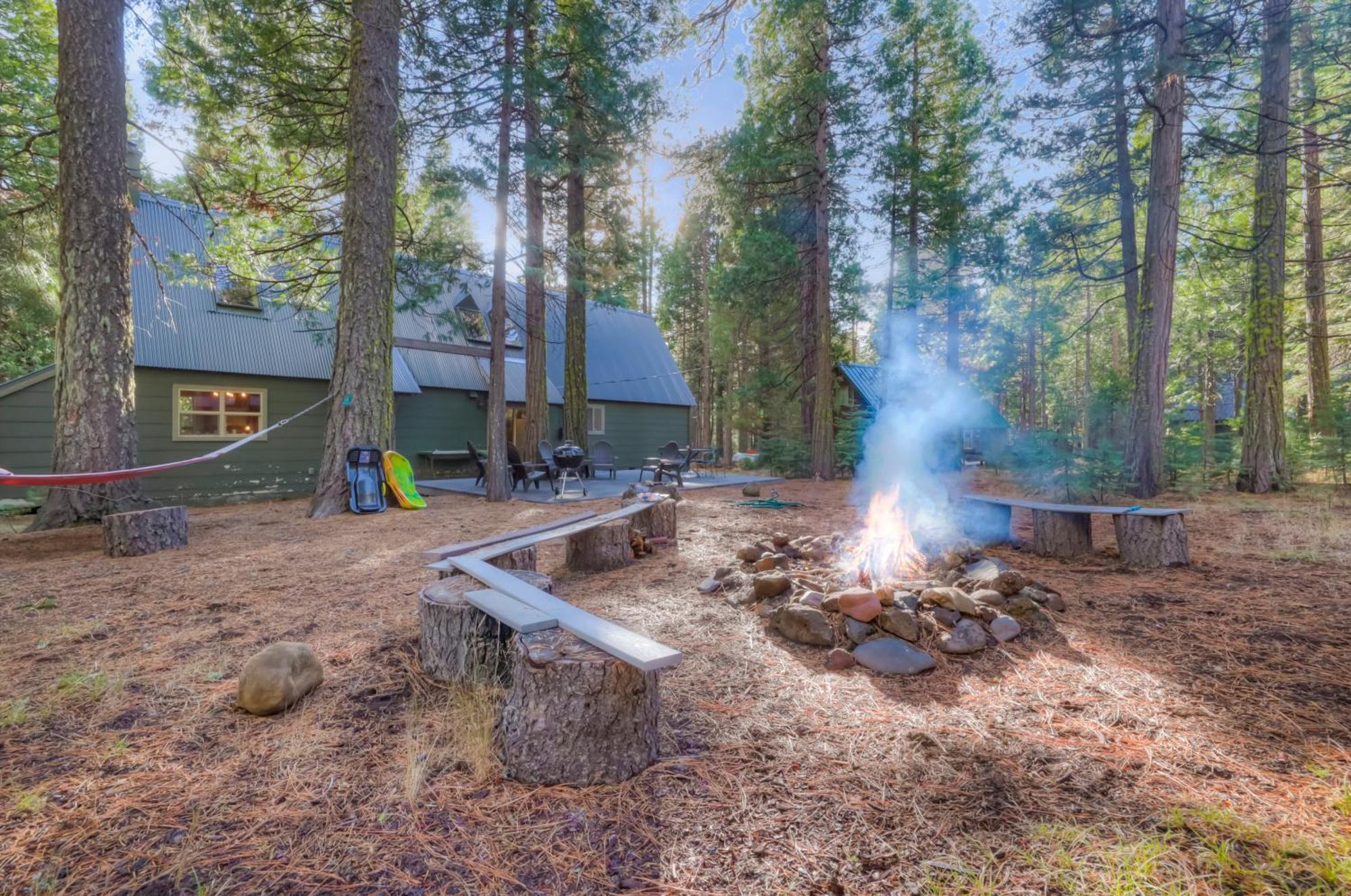 Spacious Classic Cabin Retreat- Near Lassen Mill Creek Exterior foto